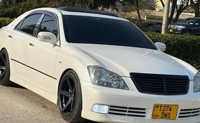 toyota crown for sale