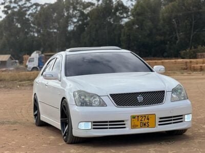 toyota crown for sale