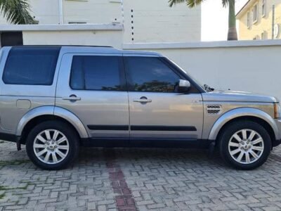 Land Rover Discovery 4