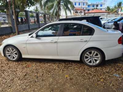 BMW 320I