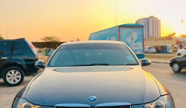 BMW 3 SERIES (320i) | DYE