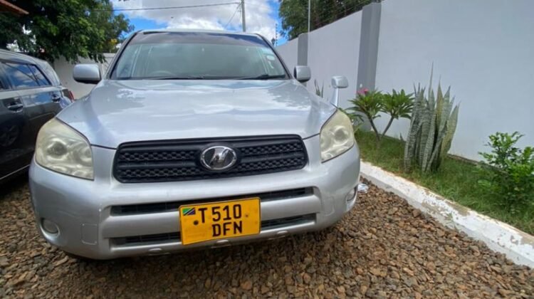 TOYOTA RAV 4 2006 FOR SALE IN EXCELLENT CONDITION
