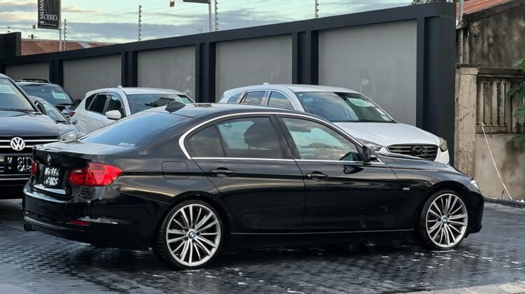 BMW 3SERIES