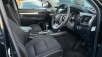 TOYOTA HILUX DOUBLE CABIN