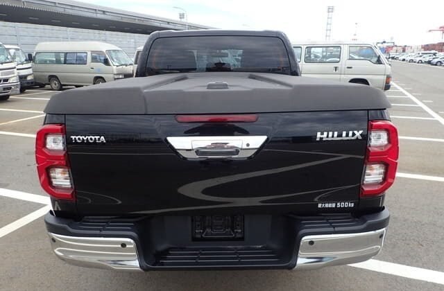 CLEAN USED LHD 2020 TOYOTA HILUX CAB