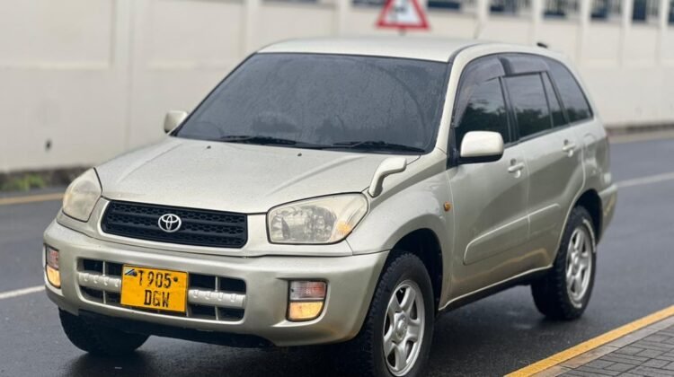 TOYOTA RAV4 4WD