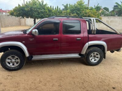 INAUZWA TOYOTA HILUX DOUBLE CAB 28.5M