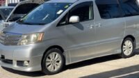 INAUZWA TOYOTA ALPHARD