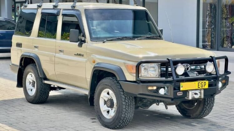 INAUZWA TOYOTA LANDCRUISER LX 2010 PRICE TAG 115M