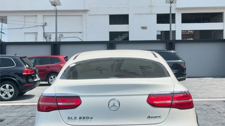 MERCEDES BENZ GLC